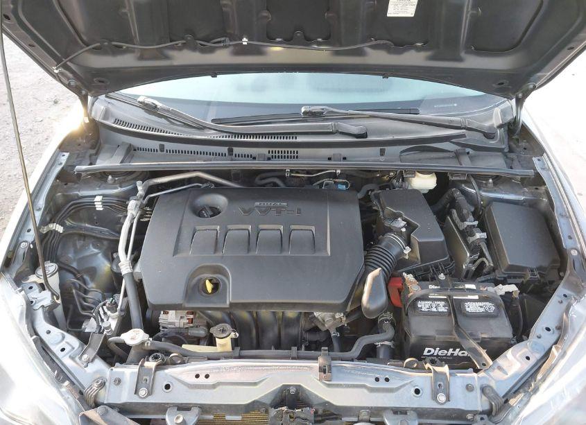 Photo 10 of 2019 Toyota Corolla LE (VIN 2T1BURHE6KC160846)