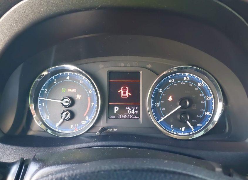 Photo 7 of 2019 Toyota Corolla LE (VIN 2T1BURHE6KC160846)