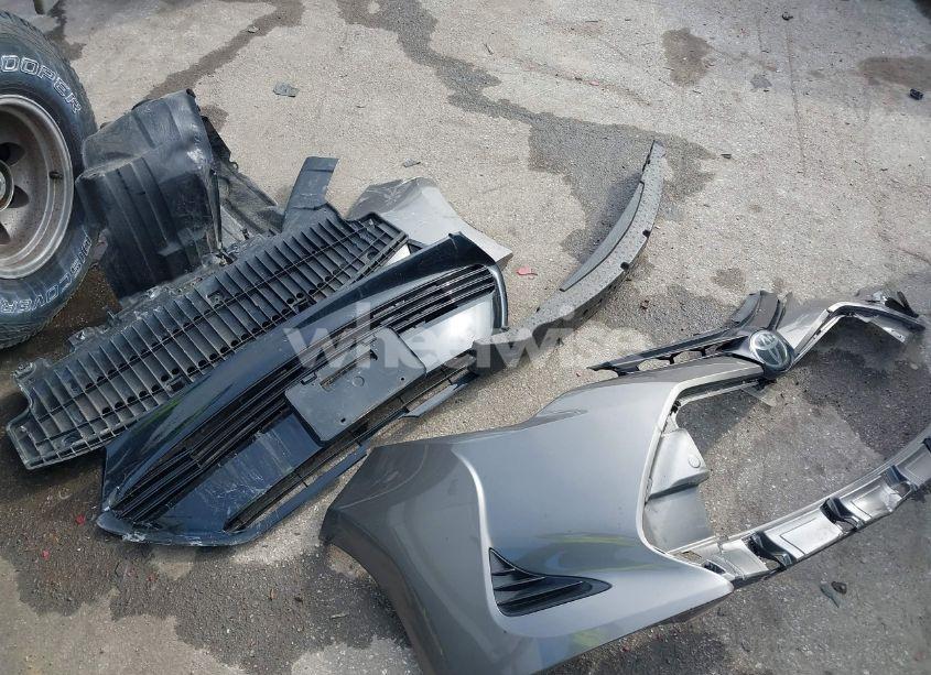 Photo 12 of 2019 Toyota Corolla LE (VIN 2T1BURHE6KC163374)