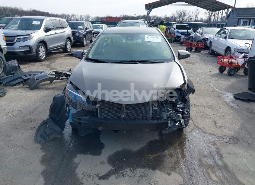 Photo 13 of 2019 Toyota Corolla LE (VIN 2T1BURHE6KC163374)