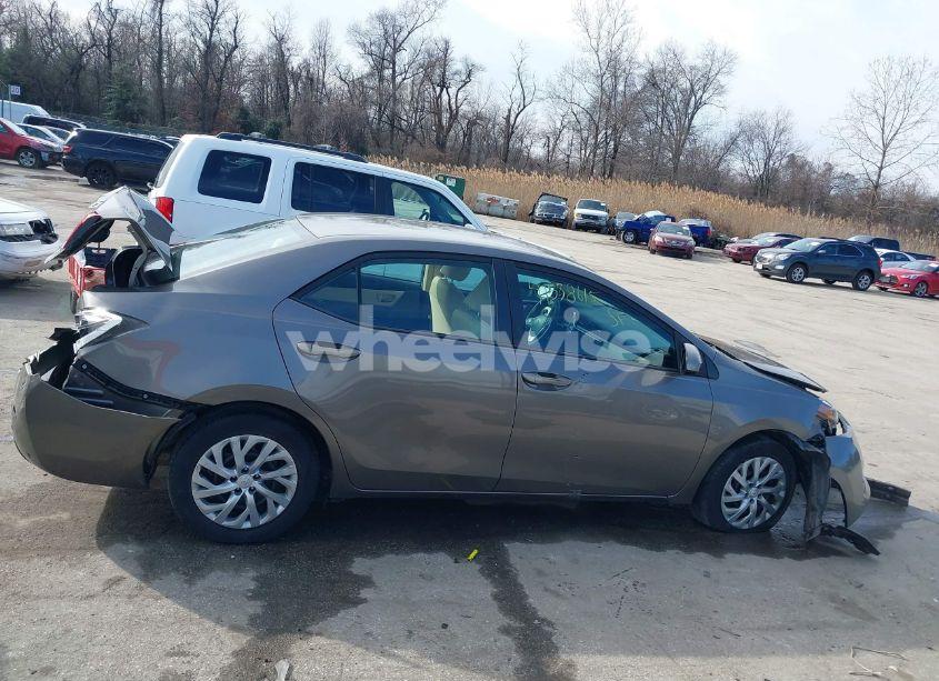 Photo 14 of 2019 Toyota Corolla LE (VIN 2T1BURHE6KC163374)