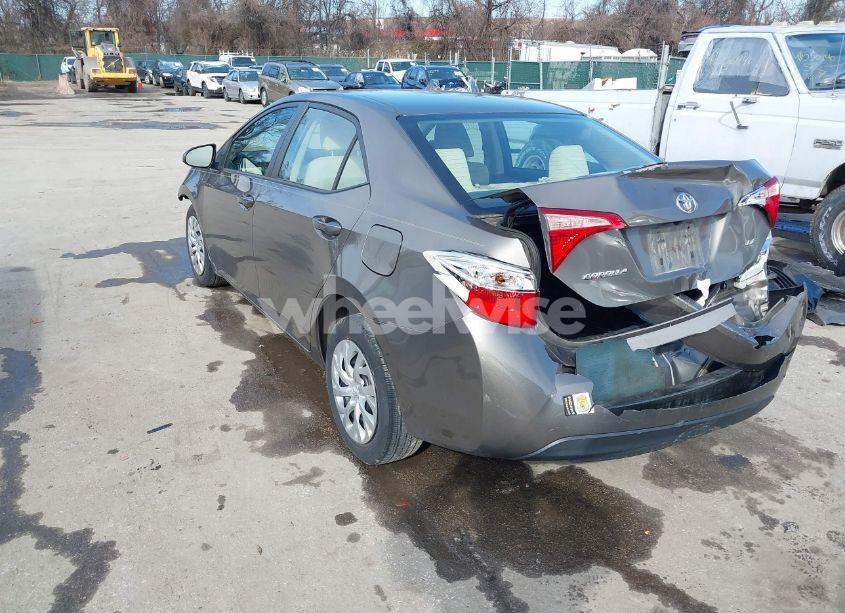 Photo 3 of 2019 Toyota Corolla LE (VIN 2T1BURHE6KC163374)