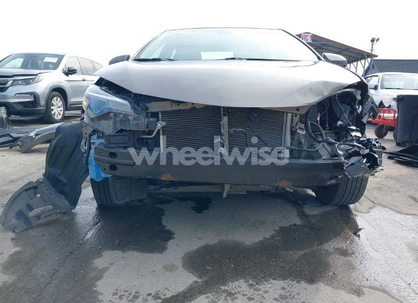 Photo 6 of 2019 Toyota Corolla LE (VIN 2T1BURHE6KC163374)