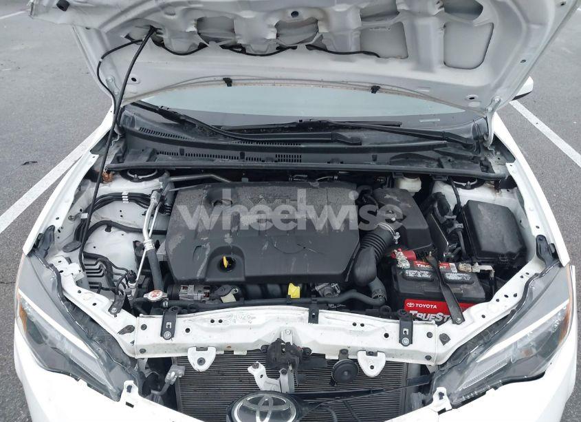 Photo 10 of 2019 Toyota Corolla LE (VIN 2T1BURHE6KC166713)