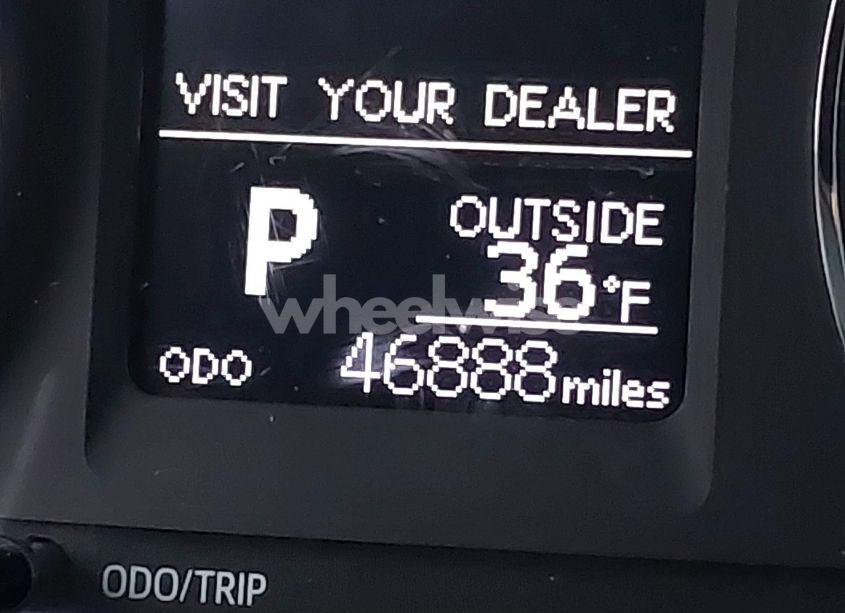 Photo 15 of 2019 Toyota Corolla LE (VIN 2T1BURHE6KC166713)