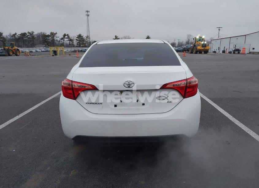 Photo 16 of 2019 Toyota Corolla LE (VIN 2T1BURHE6KC166713)
