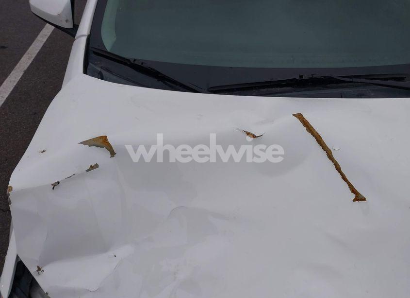 Photo 19 of 2019 Toyota Corolla LE (VIN 2T1BURHE6KC166713)