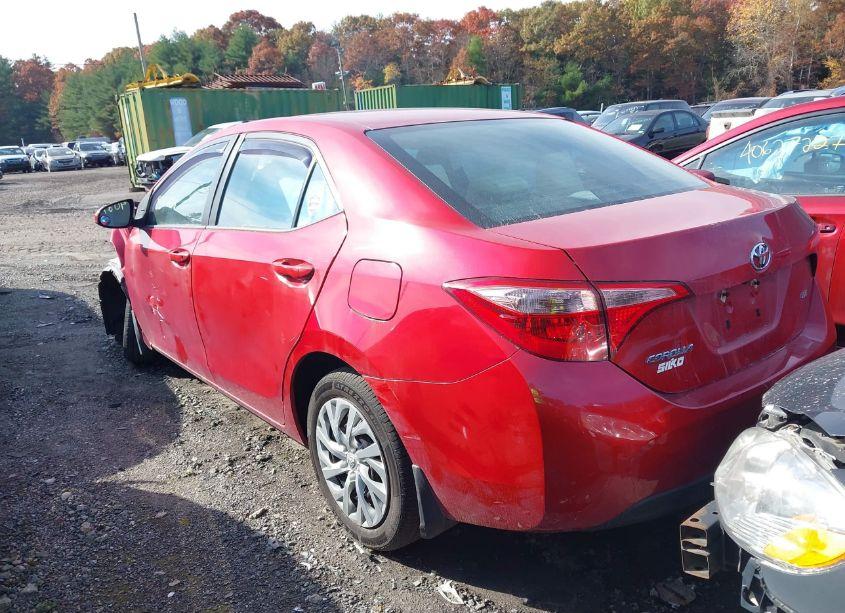 Photo 3 of 2019 Toyota Corolla LE (VIN 2T1BURHE6KC167795)