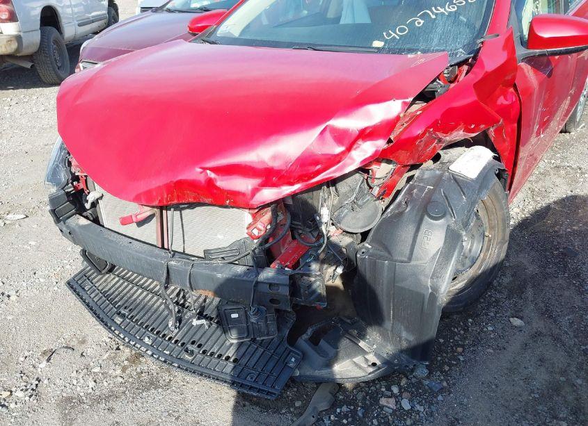 Photo 6 of 2019 Toyota Corolla LE (VIN 2T1BURHE6KC167795)
