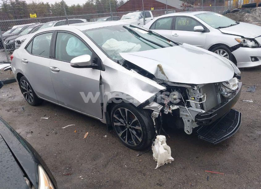 2019 Toyota Corolla SE (VIN 2T1BURHE6KC182863) main photo