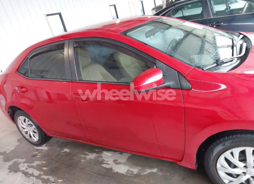Photo 13 of 2019 Toyota Corolla LE (VIN 2T1BURHE6KC183480)