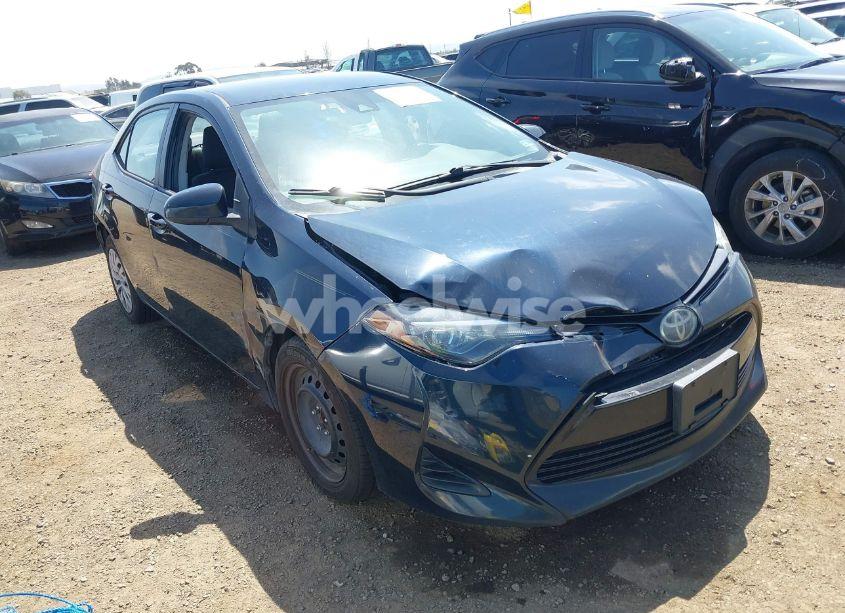 2019 Toyota Corolla LE (VIN 2T1BURHE6KC185004) main photo