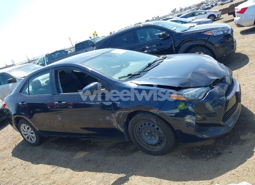 Photo 13 of 2019 Toyota Corolla LE (VIN 2T1BURHE6KC185004)