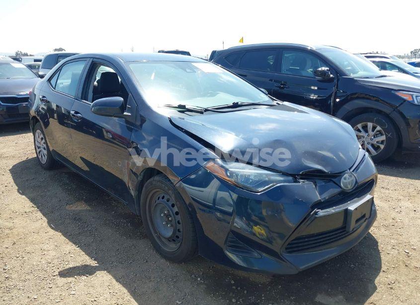 Photo 6 of 2019 Toyota Corolla LE (VIN 2T1BURHE6KC185004)