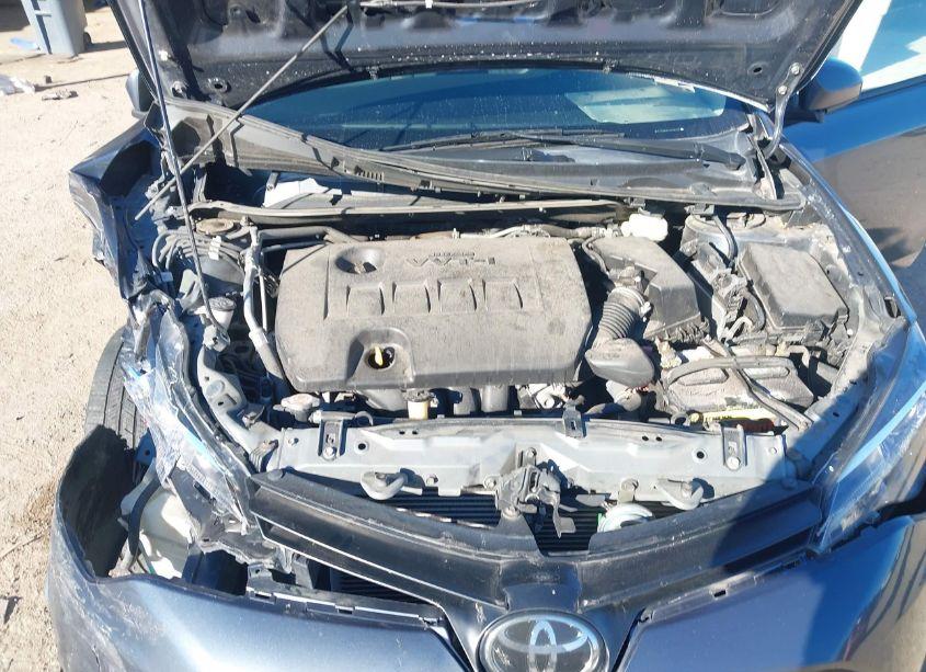 Photo 10 of 2019 Toyota Corolla LE (VIN 2T1BURHE6KC188162)