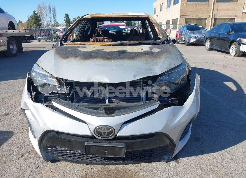Photo 6 of 2019 Toyota Corolla SE (VIN 2T1BURHE6KC208362)