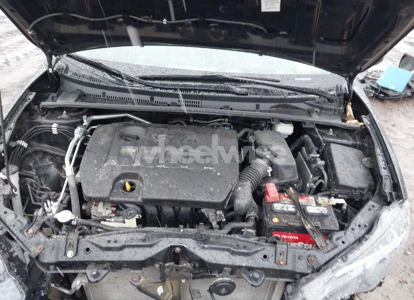 Photo 10 of 2019 Toyota Corolla LE (VIN 2T1BURHE6KC216297)