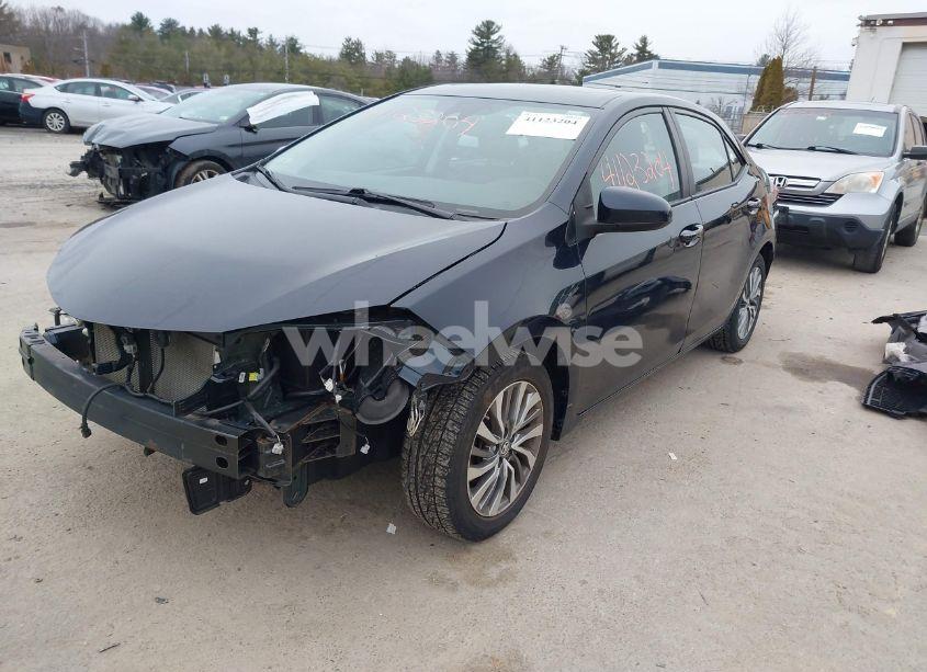 Photo 2 of 2019 Toyota Corolla XLE (VIN 2T1BURHE6KC221998)