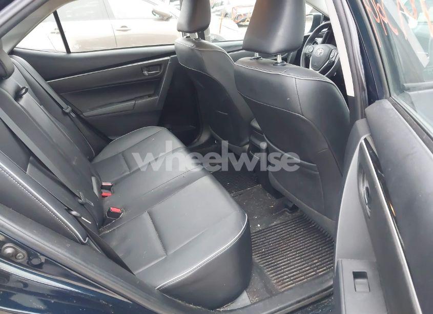 Photo 8 of 2019 Toyota Corolla XLE (VIN 2T1BURHE6KC221998)