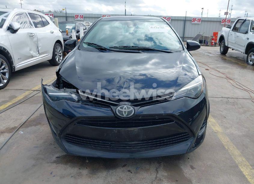 Photo 12 of 2019 Toyota Corolla LE (VIN 2T1BURHE6KC226179)