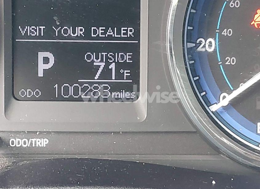 Photo 15 of 2019 Toyota Corolla LE (VIN 2T1BURHE6KC226179)