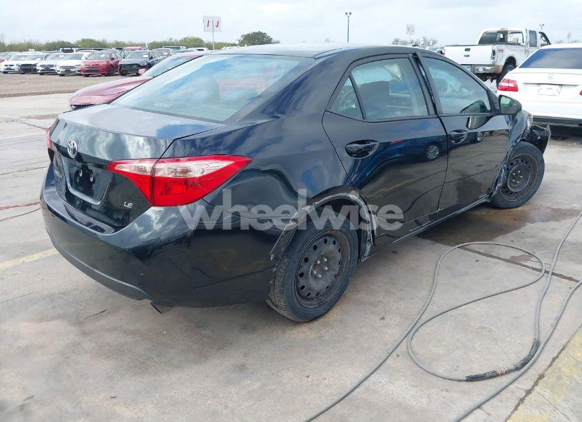 Photo 4 of 2019 Toyota Corolla LE (VIN 2T1BURHE6KC226179)