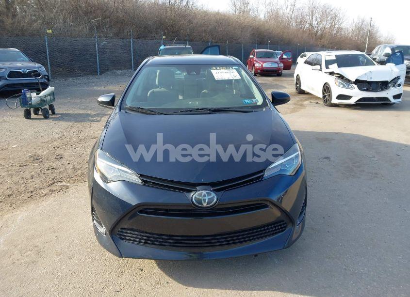 Photo 12 of 2019 Toyota Corolla LE (VIN 2T1BURHE6KC228546)
