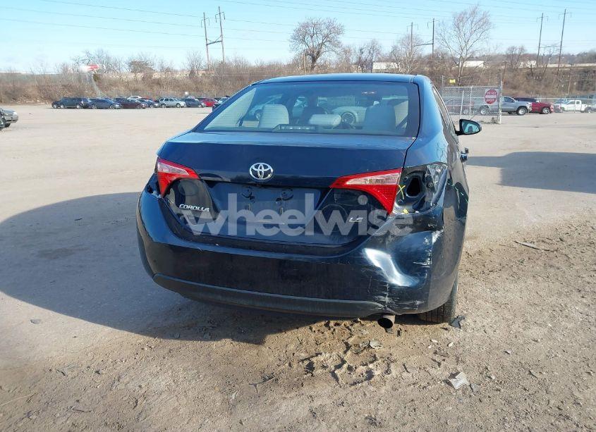Photo 6 of 2019 Toyota Corolla LE (VIN 2T1BURHE6KC228546)