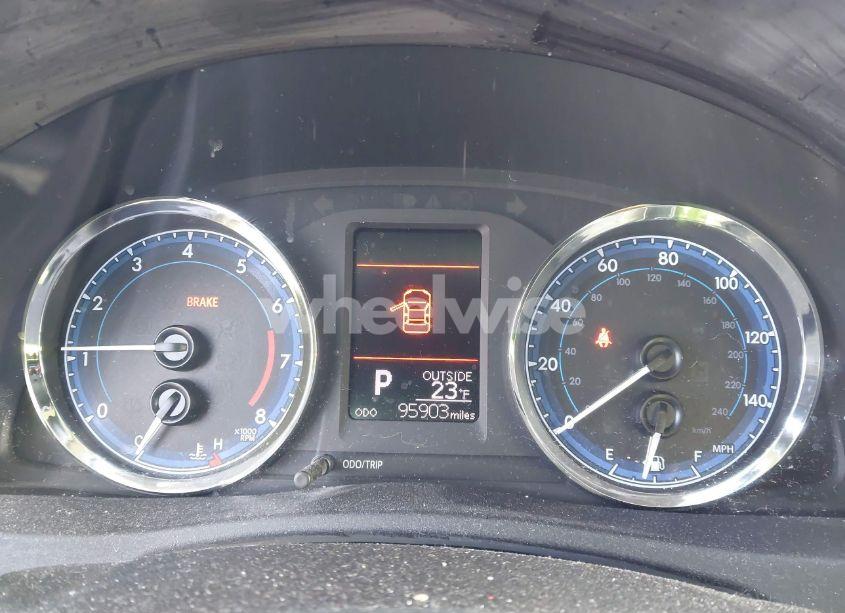 Photo 7 of 2019 Toyota Corolla LE (VIN 2T1BURHE6KC228546)