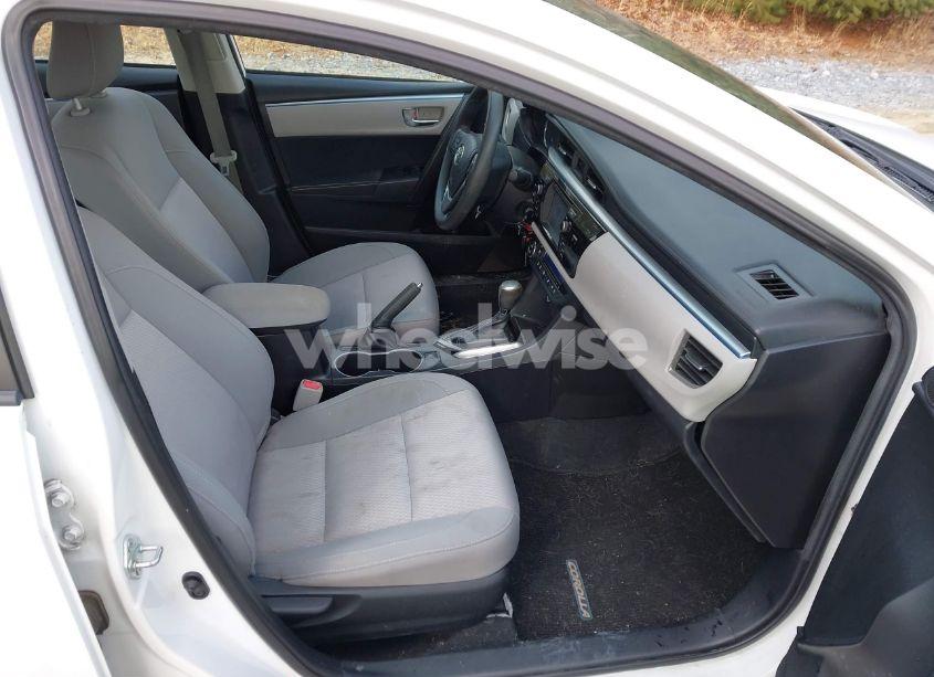 Photo 5 of 2014 Toyota Corolla LE (VIN 2T1BURHE7EC029090)