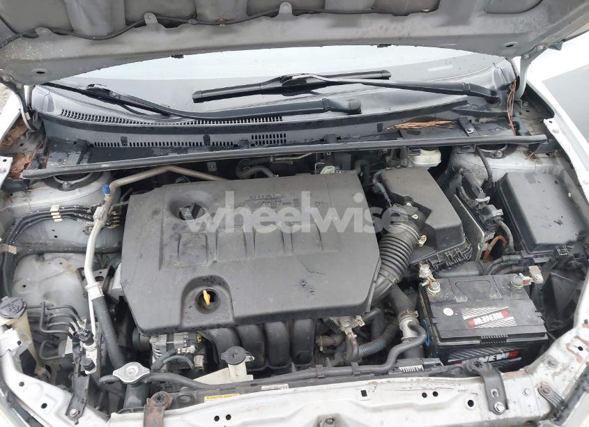 Photo 10 of 2014 Toyota Corolla LE (VIN 2T1BURHE7EC030515)