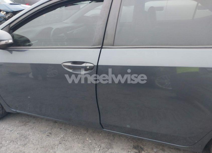 Photo 15 of 2014 Toyota Corolla S PLUS (VIN 2T1BURHE7EC045984)