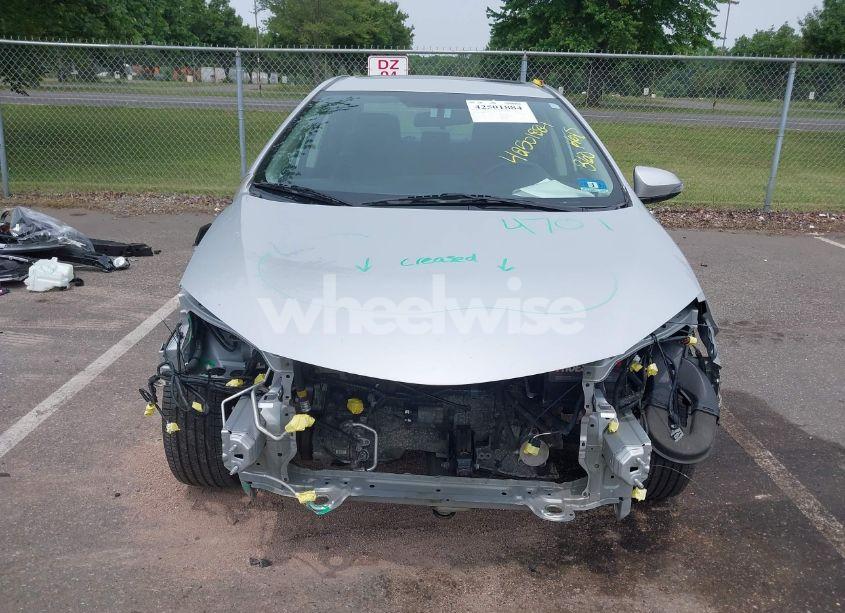 Photo 6 of 2014 Toyota Corolla S PLUS (VIN 2T1BURHE7EC064163)