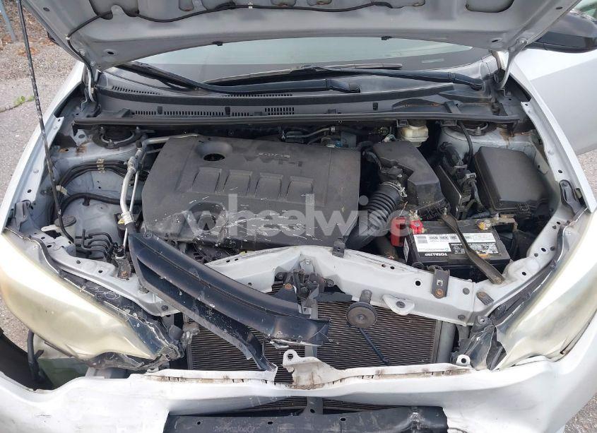 Photo 10 of 2014 Toyota Corolla L (VIN 2T1BURHE7EC125320)