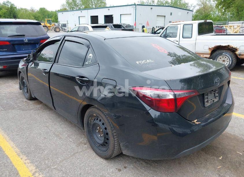 Photo 3 of 2014 Toyota Corolla LE (VIN 2T1BURHE7EC135166)