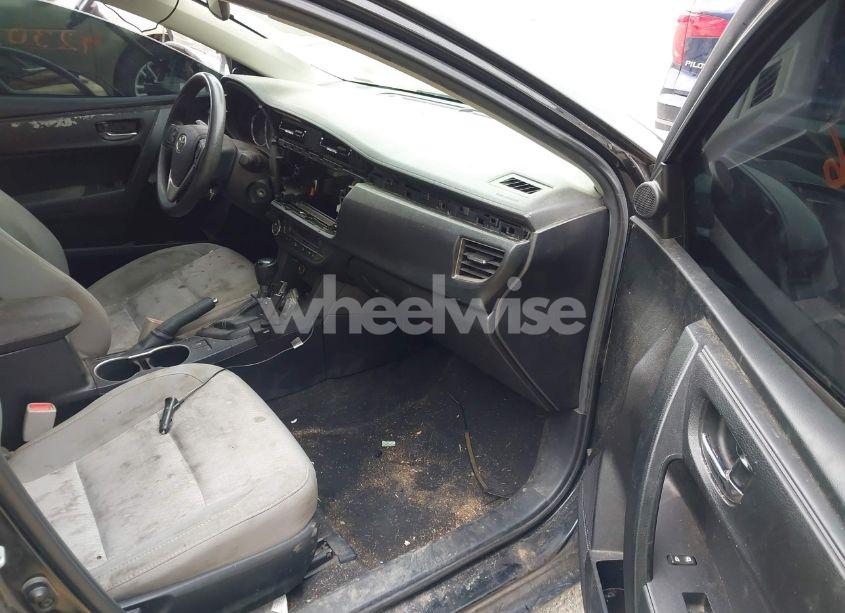 Photo 5 of 2014 Toyota Corolla LE (VIN 2T1BURHE7EC135166)