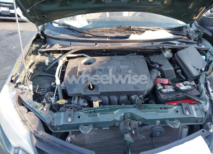 Photo 10 of 2014 Toyota Corolla LE (VIN 2T1BURHE7EC142960)