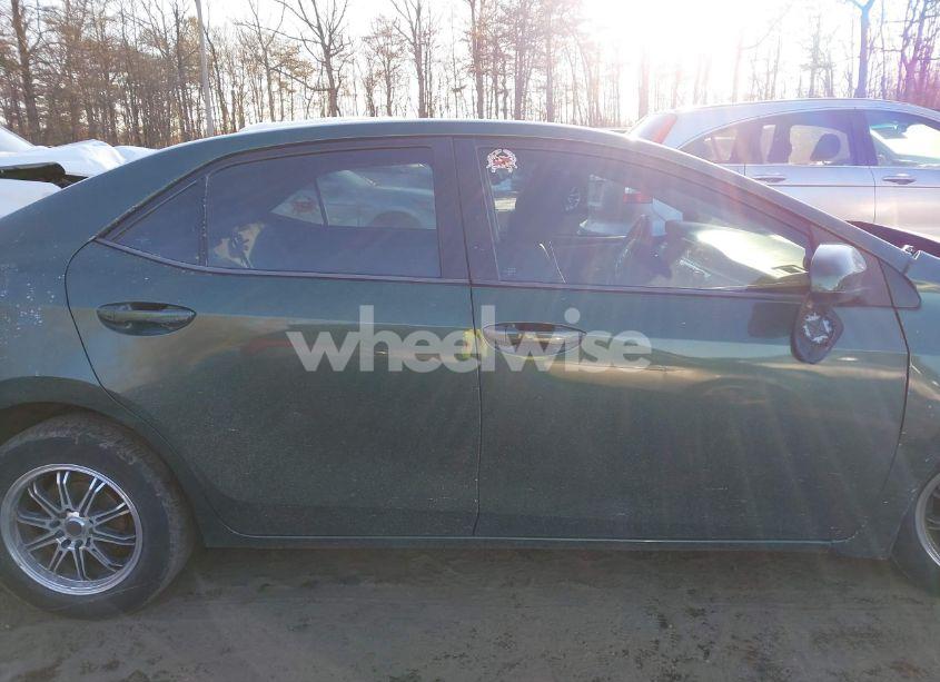 Photo 13 of 2014 Toyota Corolla LE (VIN 2T1BURHE7EC142960)