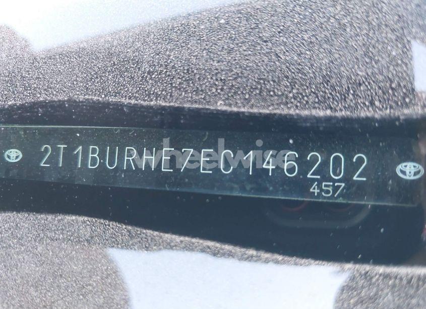 Photo 9 of 2014 Toyota Corolla LE (VIN 2T1BURHE7EC146202)