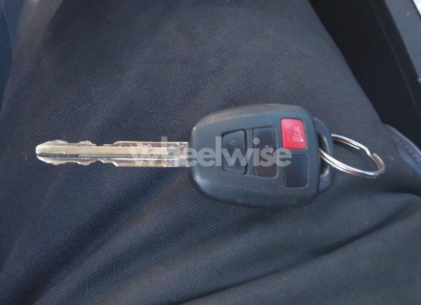 Photo 11 of 2014 Toyota Corolla S PLUS (VIN 2T1BURHE7EC170628)