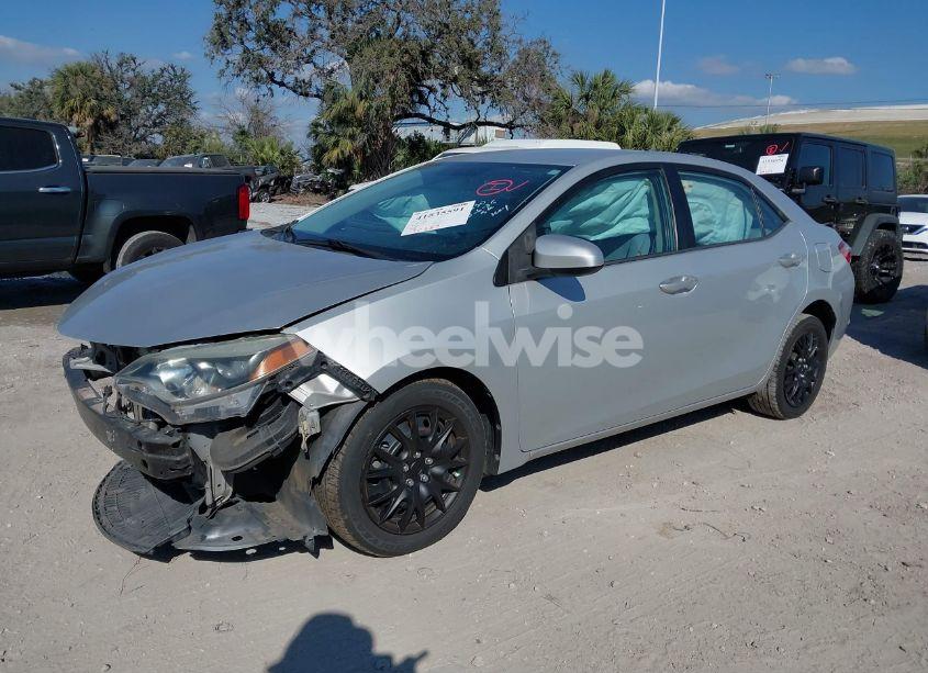 Photo 2 of 2014 Toyota Corolla LE (VIN 2T1BURHE7EC188904)