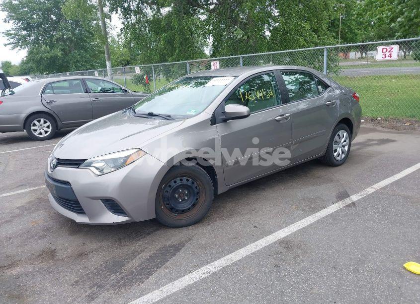 Photo 2 of 2014 Toyota Corolla LE (VIN 2T1BURHE7EC200131)