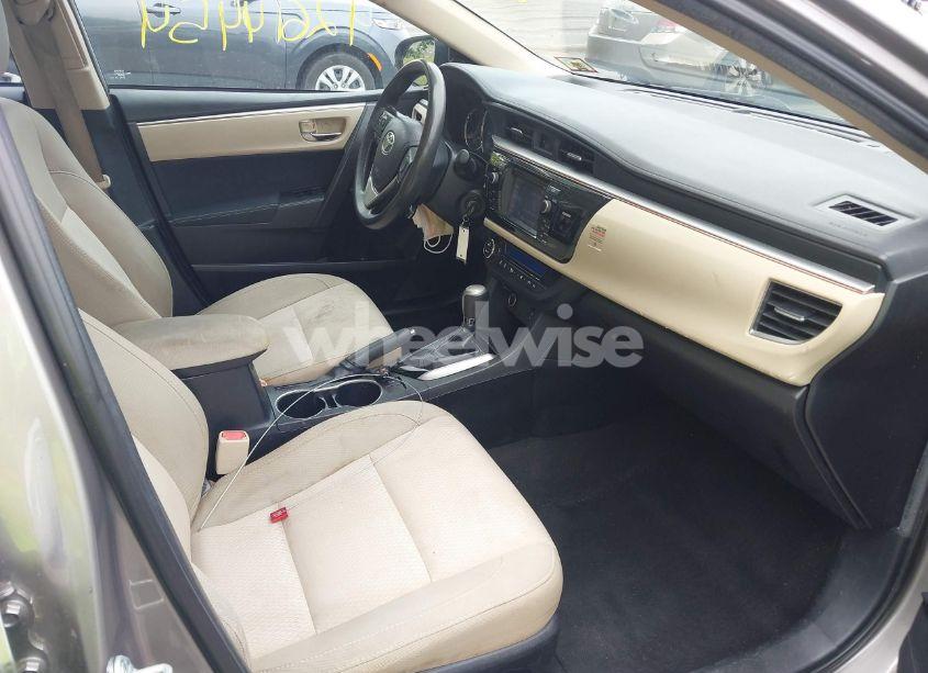 Photo 5 of 2014 Toyota Corolla LE (VIN 2T1BURHE7EC200131)