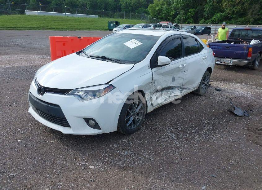 Photo 2 of 2014 Toyota Corolla LE PLUS (VIN 2T1BURHE7EC225790)