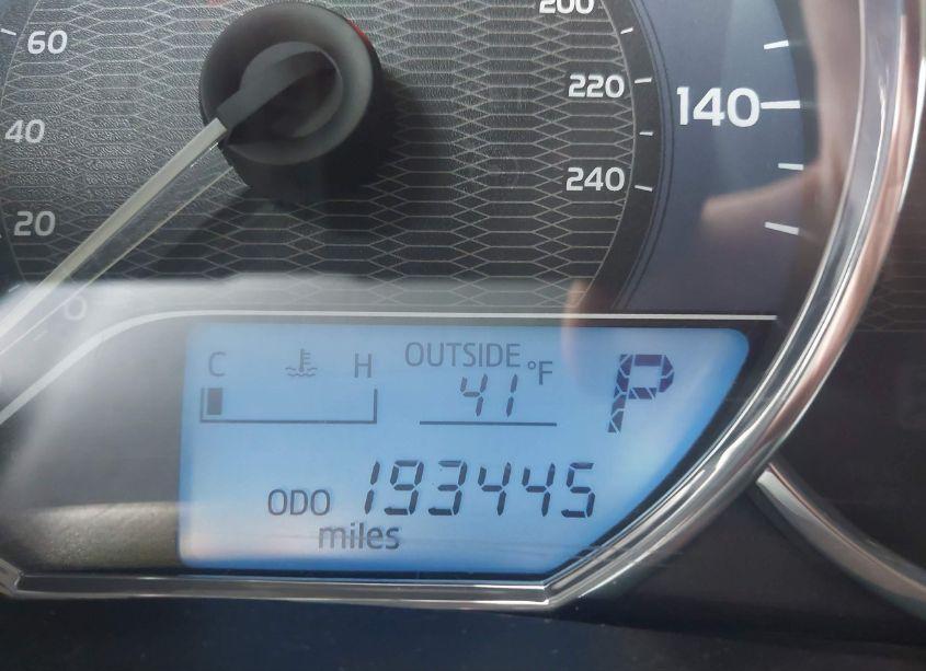 Photo 15 of 2015 Toyota Corolla L (VIN 2T1BURHE7FC244468)