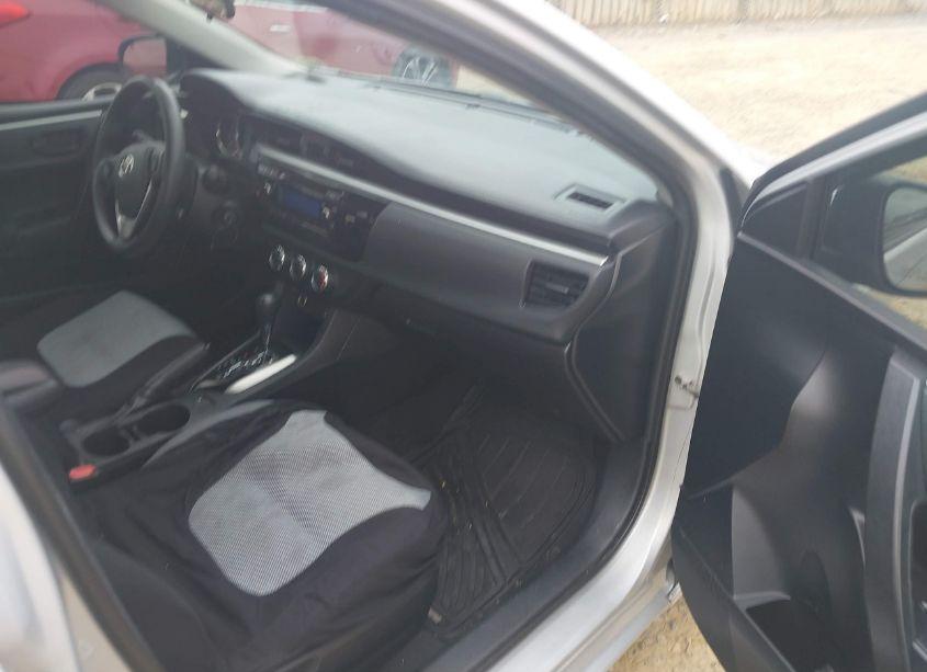 Photo 5 of 2015 Toyota Corolla L (VIN 2T1BURHE7FC244468)