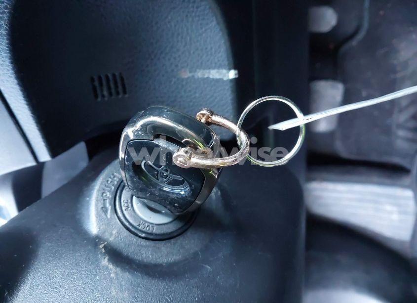 Photo 11 of 2015 Toyota Corolla LE PLUS (VIN 2T1BURHE7FC246186)