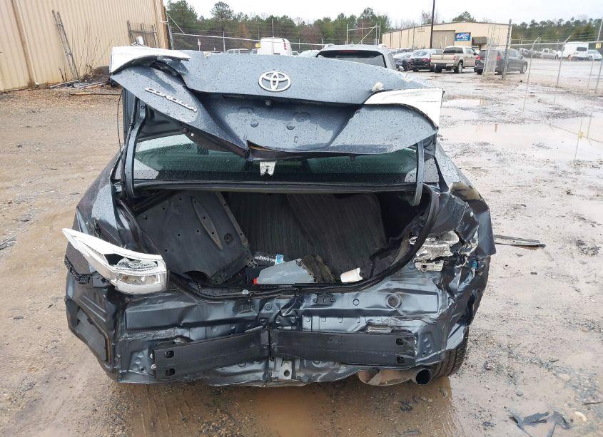 Photo 16 of 2015 Toyota Corolla LE (VIN 2T1BURHE7FC261867)