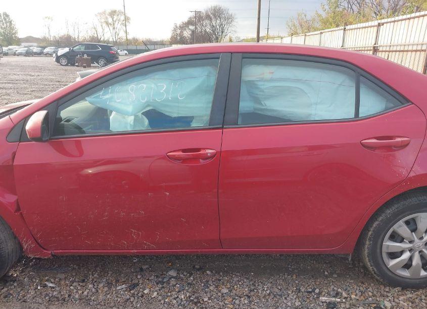 Photo 14 of 2015 Toyota Corolla LE (VIN 2T1BURHE7FC264204)