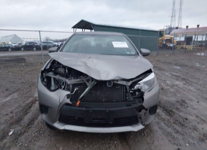 Photo 12 of 2015 Toyota Corolla LE (VIN 2T1BURHE7FC268253)